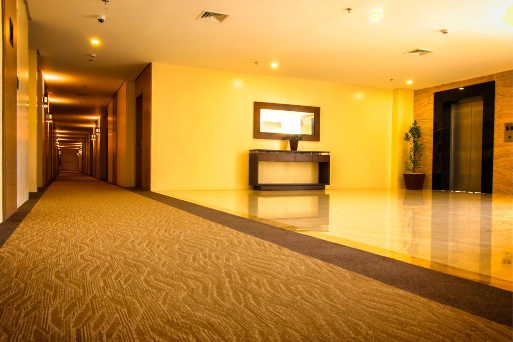 Royce Hotel & Casino Clark Field Kamer foto